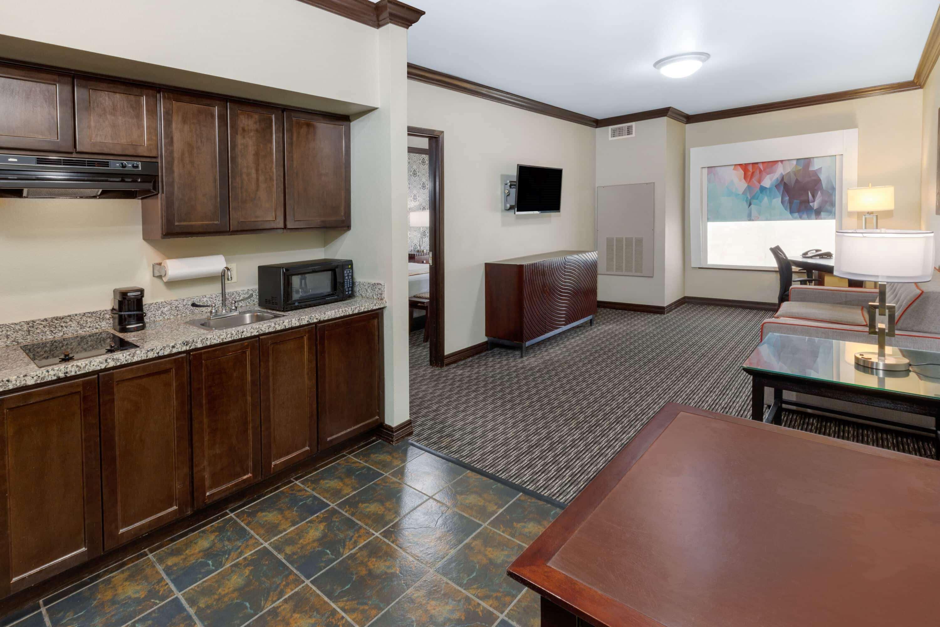 Hawthorn Suites By Wyndham Lubbock Extérieur photo