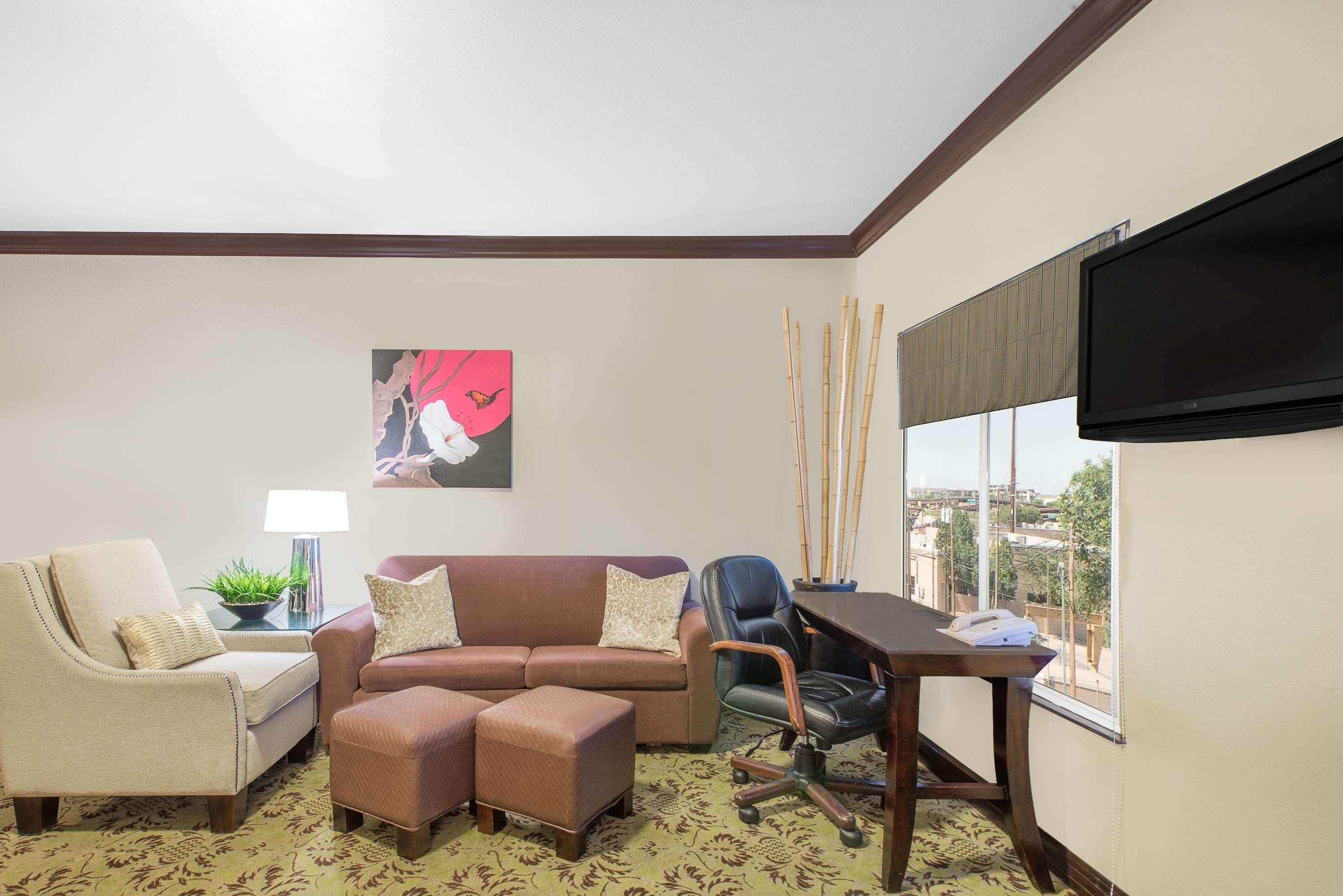 Hawthorn Suites By Wyndham Lubbock Extérieur photo