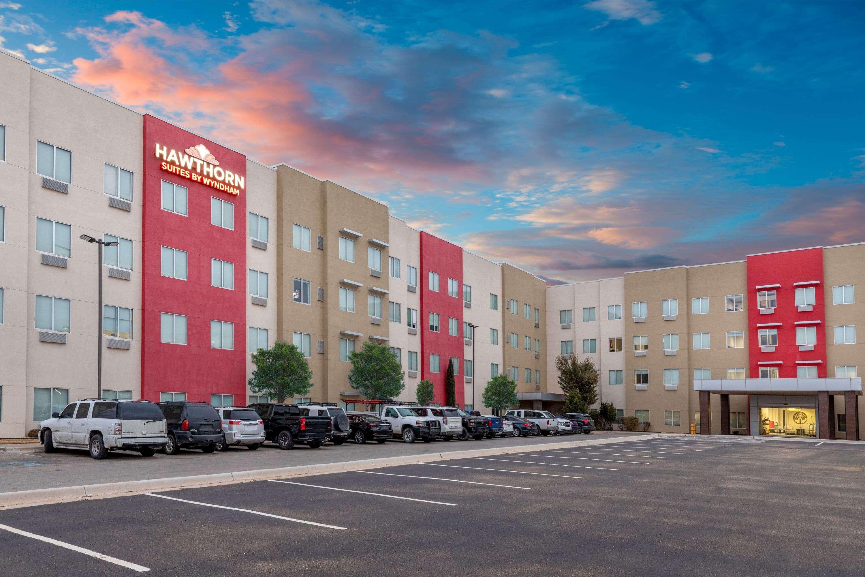 Hawthorn Suites By Wyndham Lubbock Extérieur photo