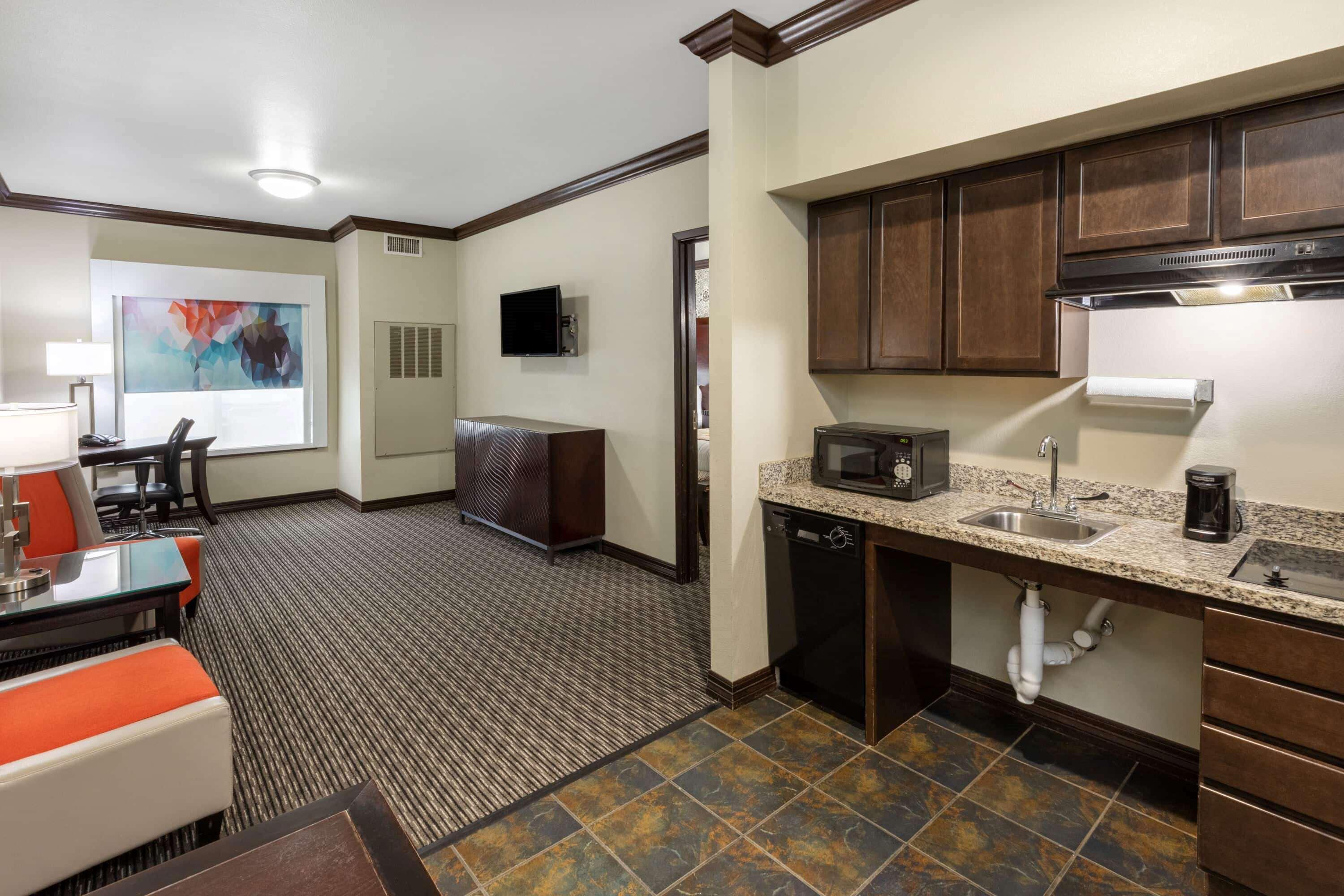 Hawthorn Suites By Wyndham Lubbock Extérieur photo