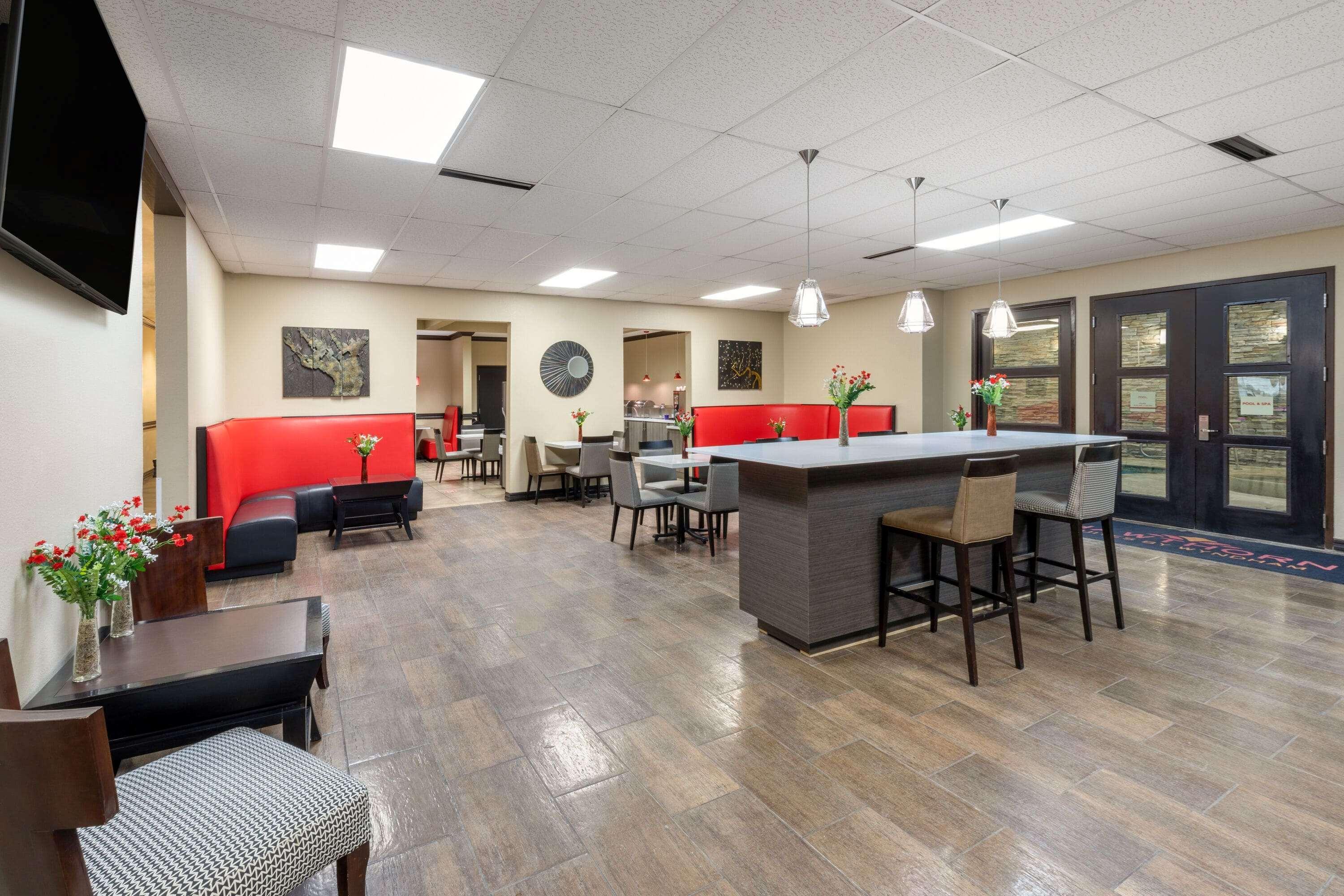 Hawthorn Suites By Wyndham Lubbock Extérieur photo