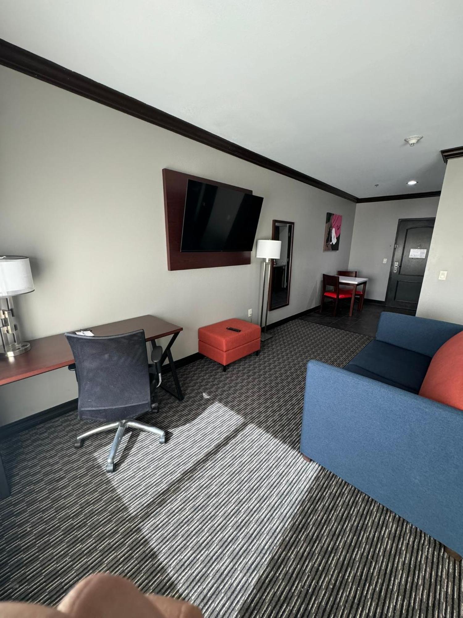 Hawthorn Suites By Wyndham Lubbock Extérieur photo